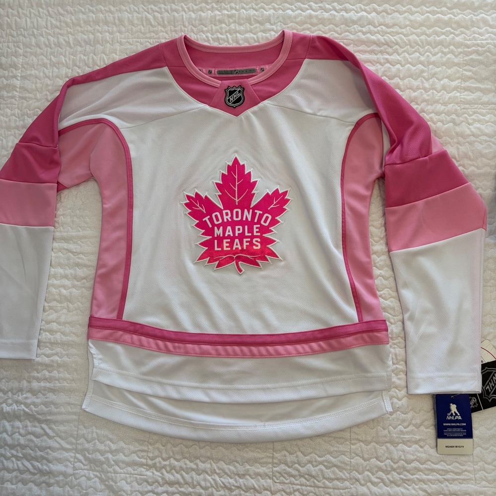 NHL Toronto Maple Leafs Girls Pink Jersey Auston Matthews 34 White Medium 10/12